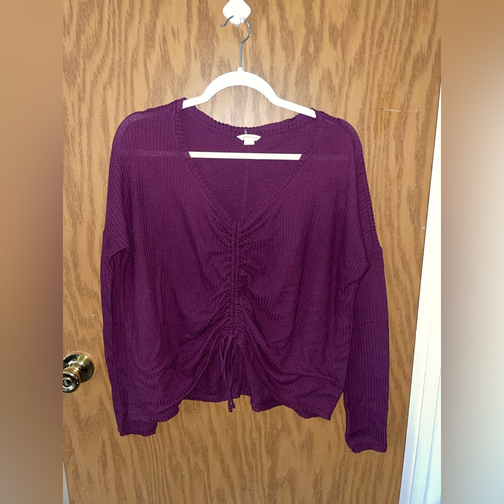 Aeropostale Cropped Long Sleeve Scruched Top Size Large, worn a few times